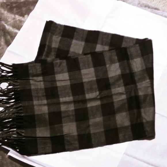 Accessories - Black & Grey Cashmere feel scarf